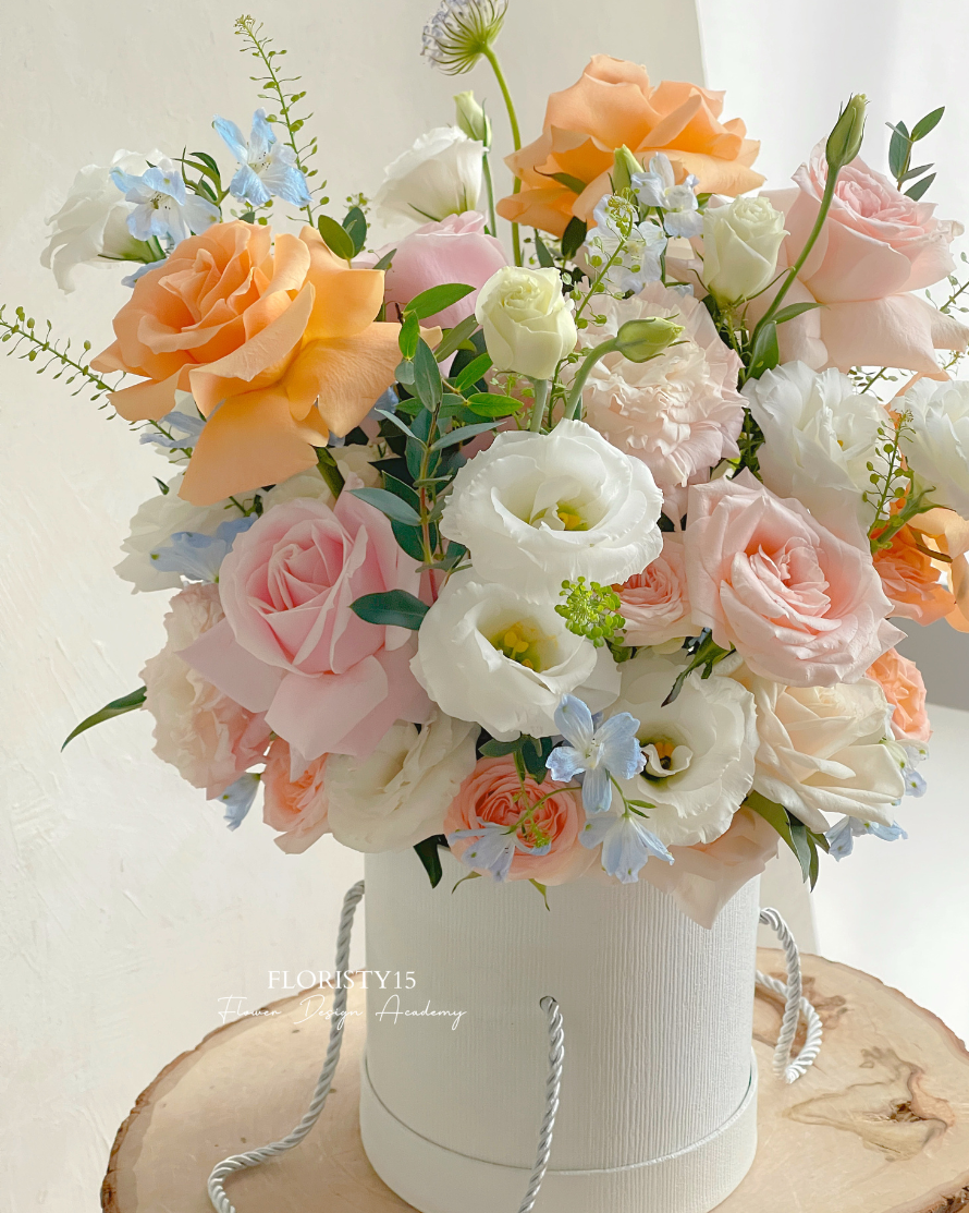 Amabel (Fresh Flower Box)