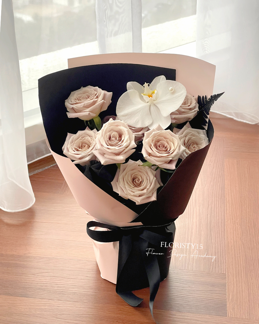 Ardis(Fresh Flower Bouquet)