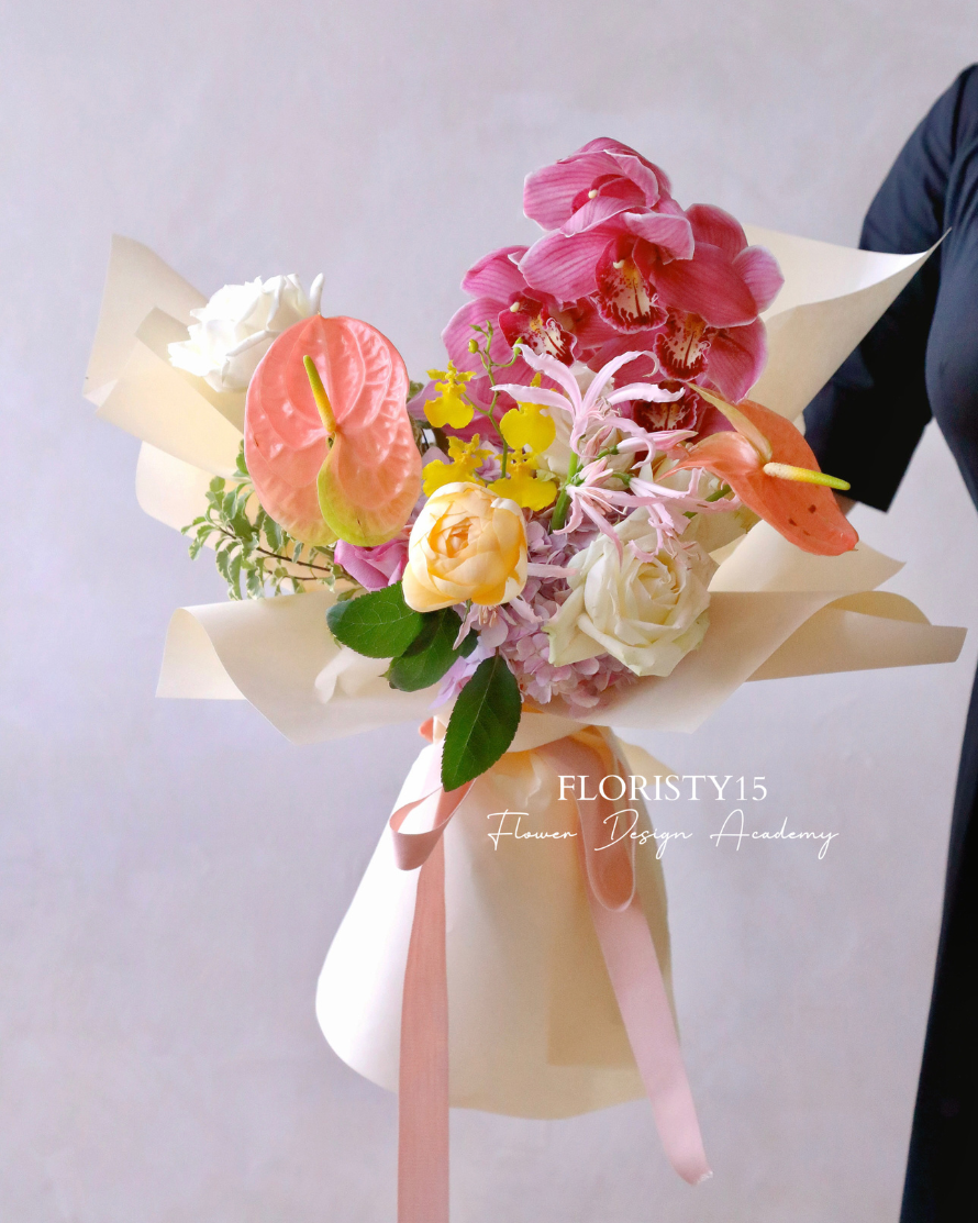 Celandine (Fresh Flower Bouquet)