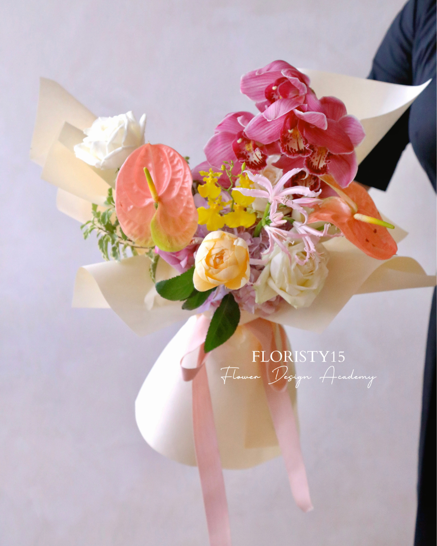 Celandine (Fresh Flower Bouquet)