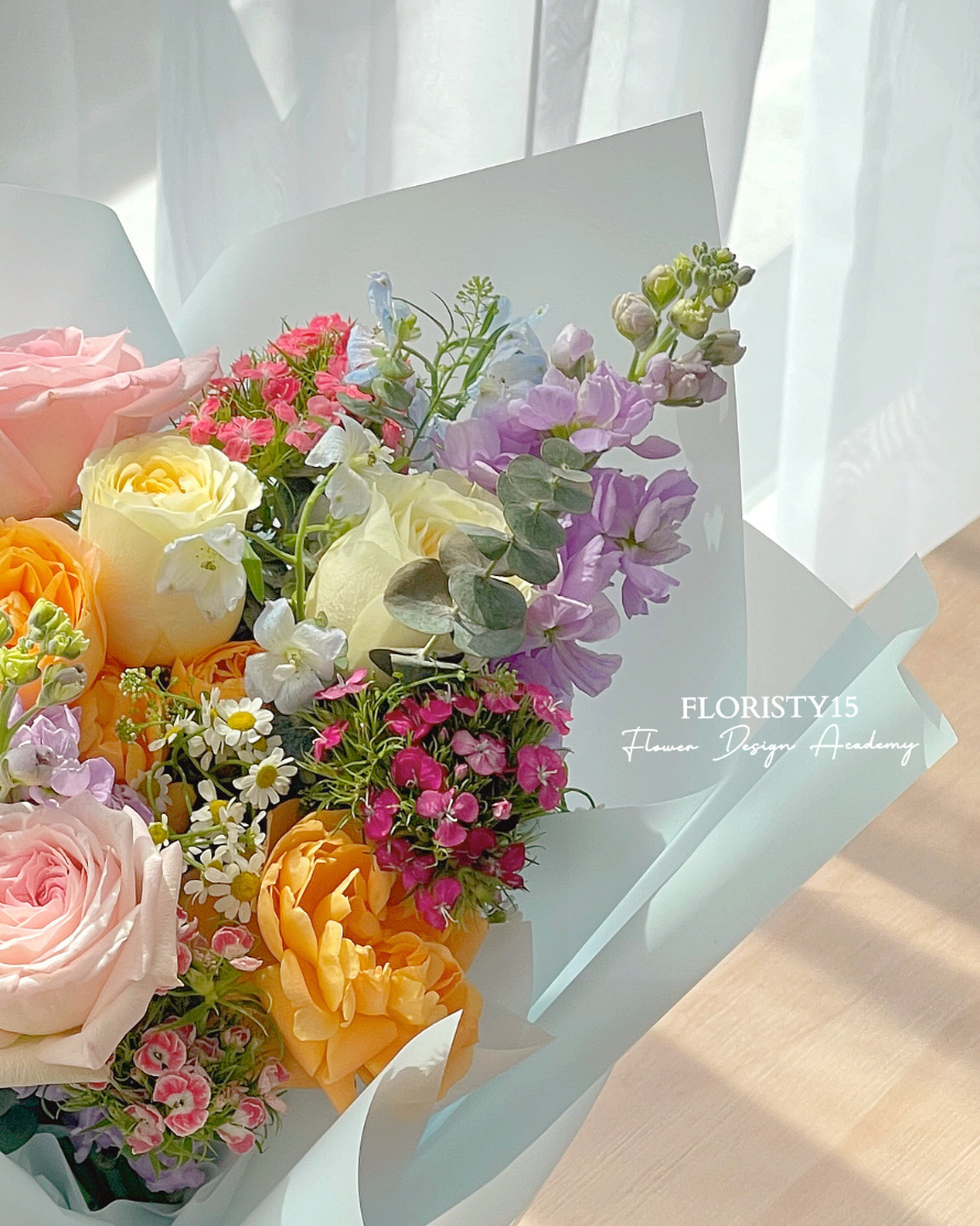 Clover (Fresh Flower Bouquet)