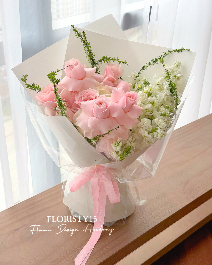 Esmerelda(Fresh Flower Bouquet)