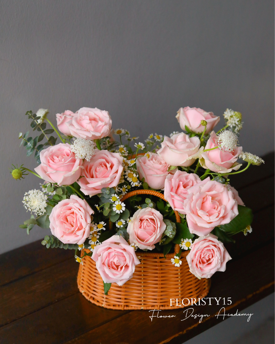 Jessamine (Fresh Flower Basket)