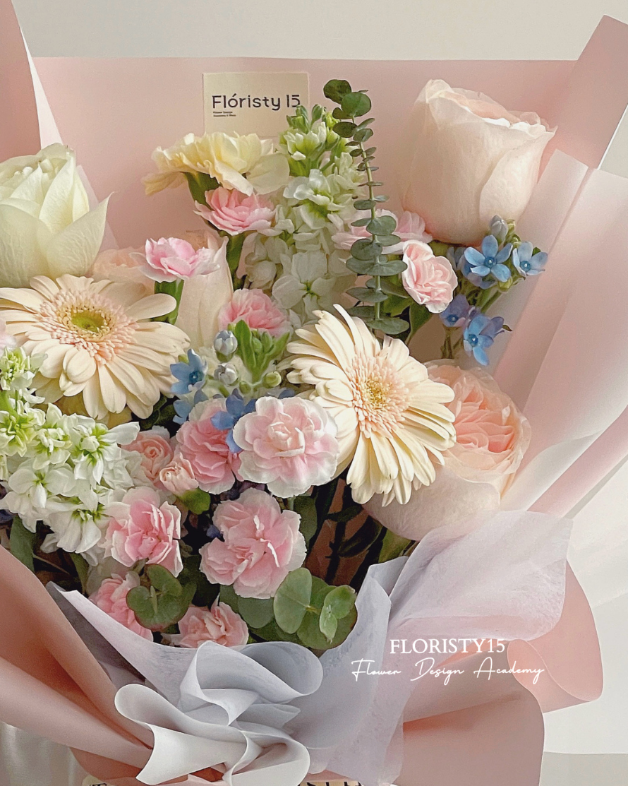 Julie (Fresh Flower Bouquet)