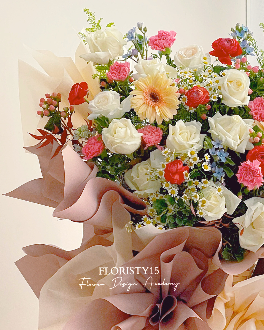 Luis (Opening Stand)