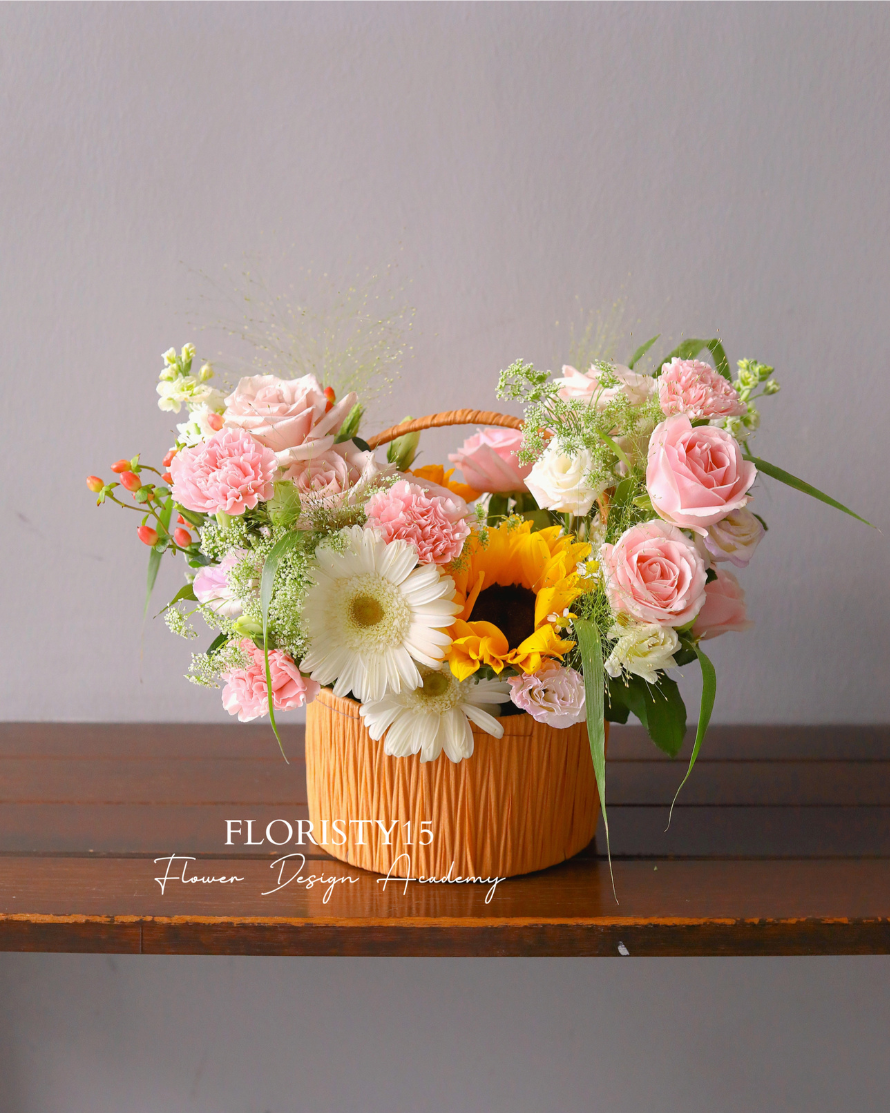 Mirabel (Fresh Flower Basket)