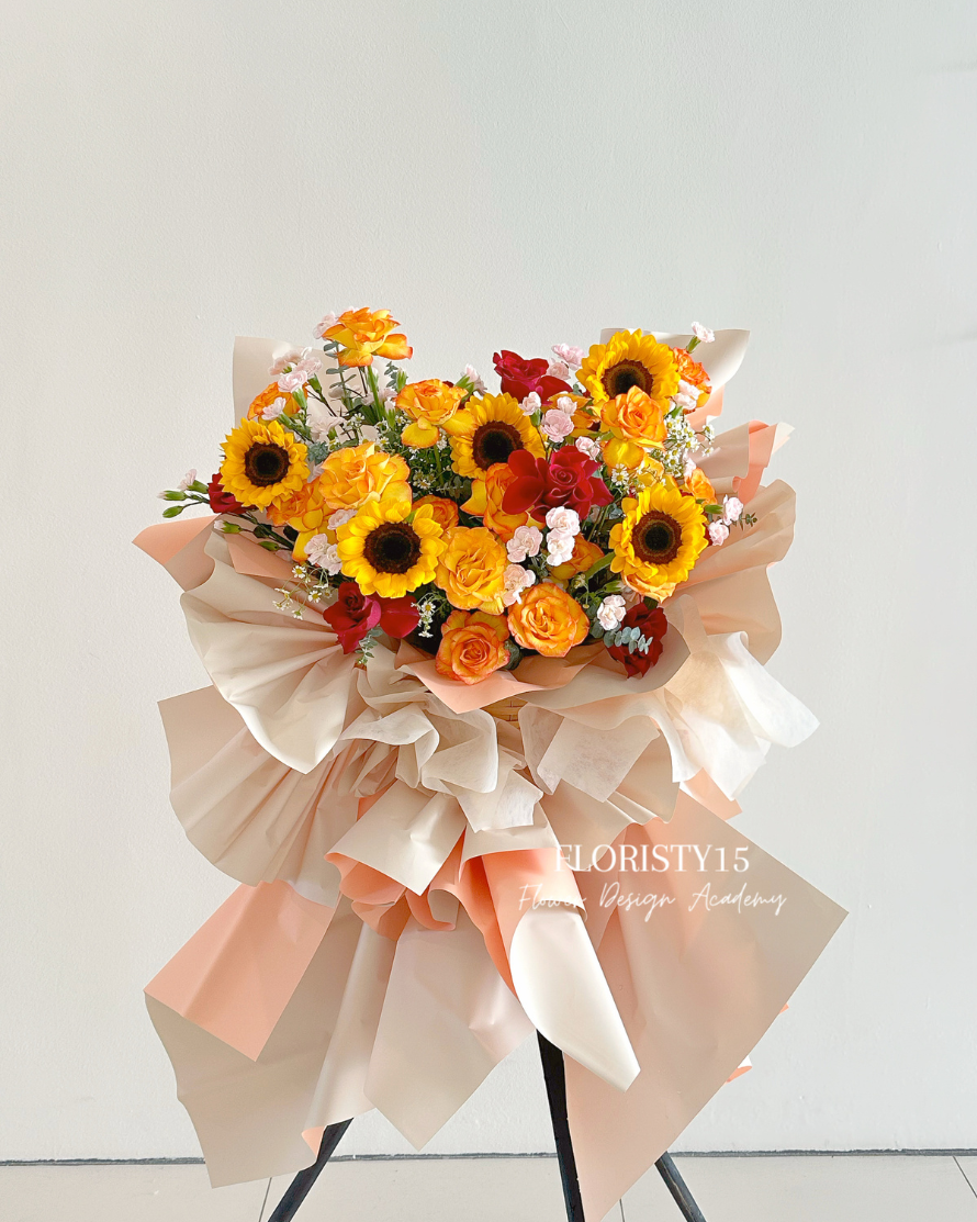 Miren (Opening Stand)