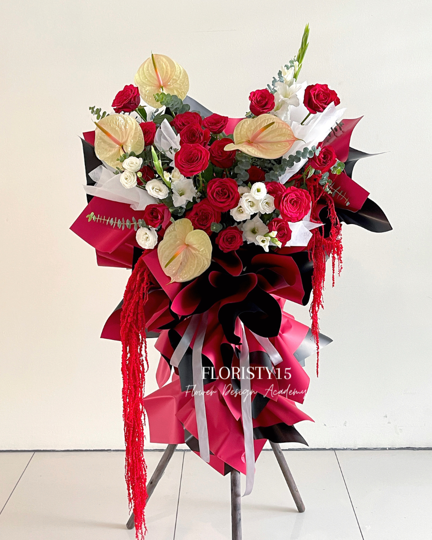 Rosamund (Opening Stand)