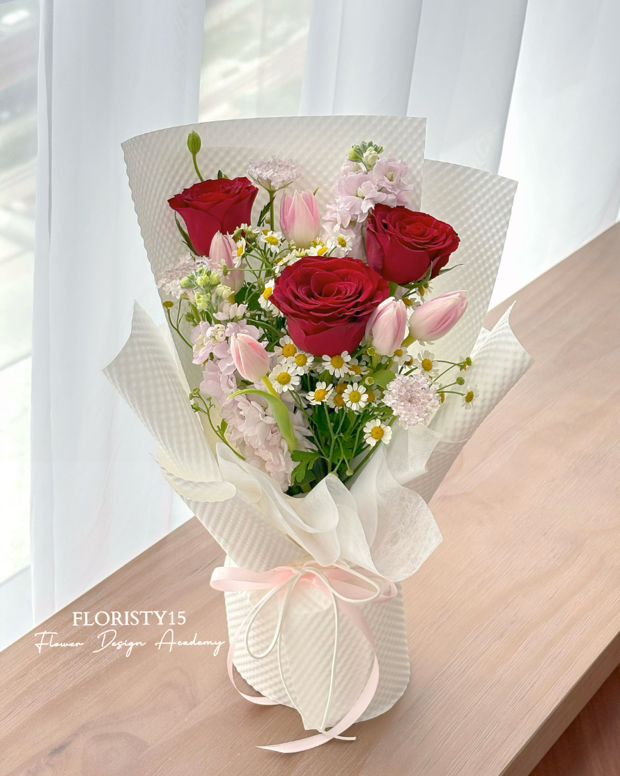 Samara (Fresh Flower Bouquet)