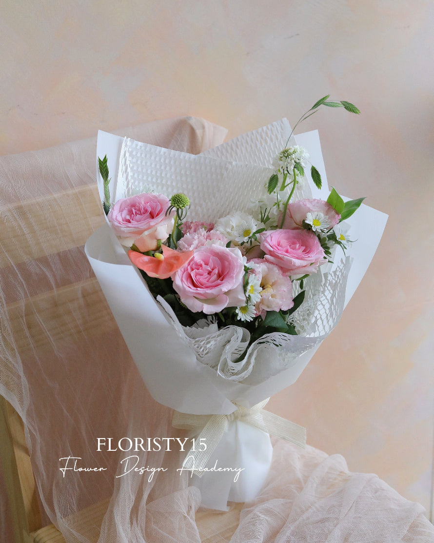 Hailey (Fresh Flower Bouquet)