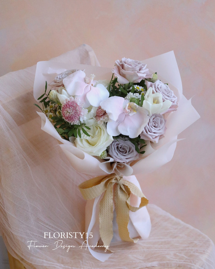 Maisy (Fresh Flower Bouquet)