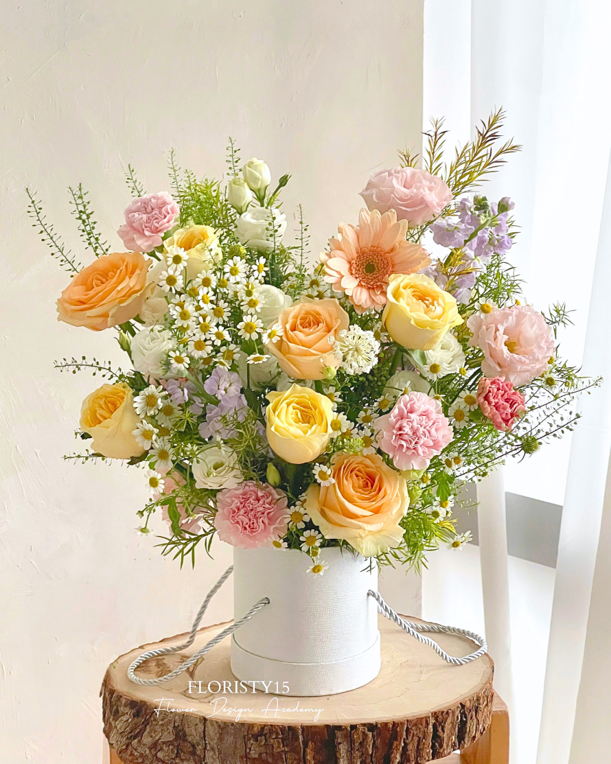 Beatrice (Fresh Flower Box)