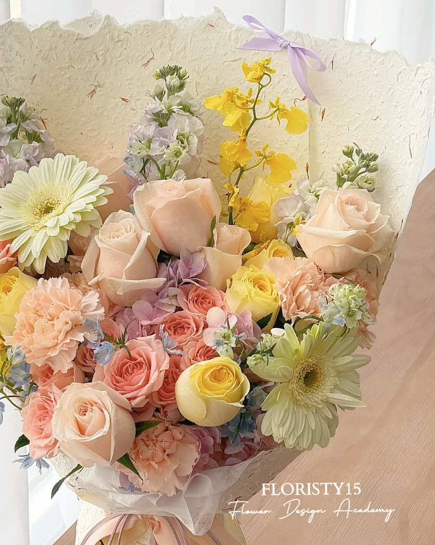 Keira (Fresh Flower Bouquet)