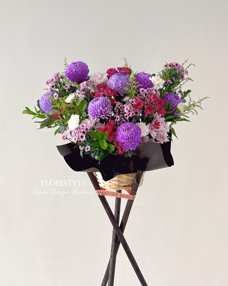 Lainey (Condolence Stand)