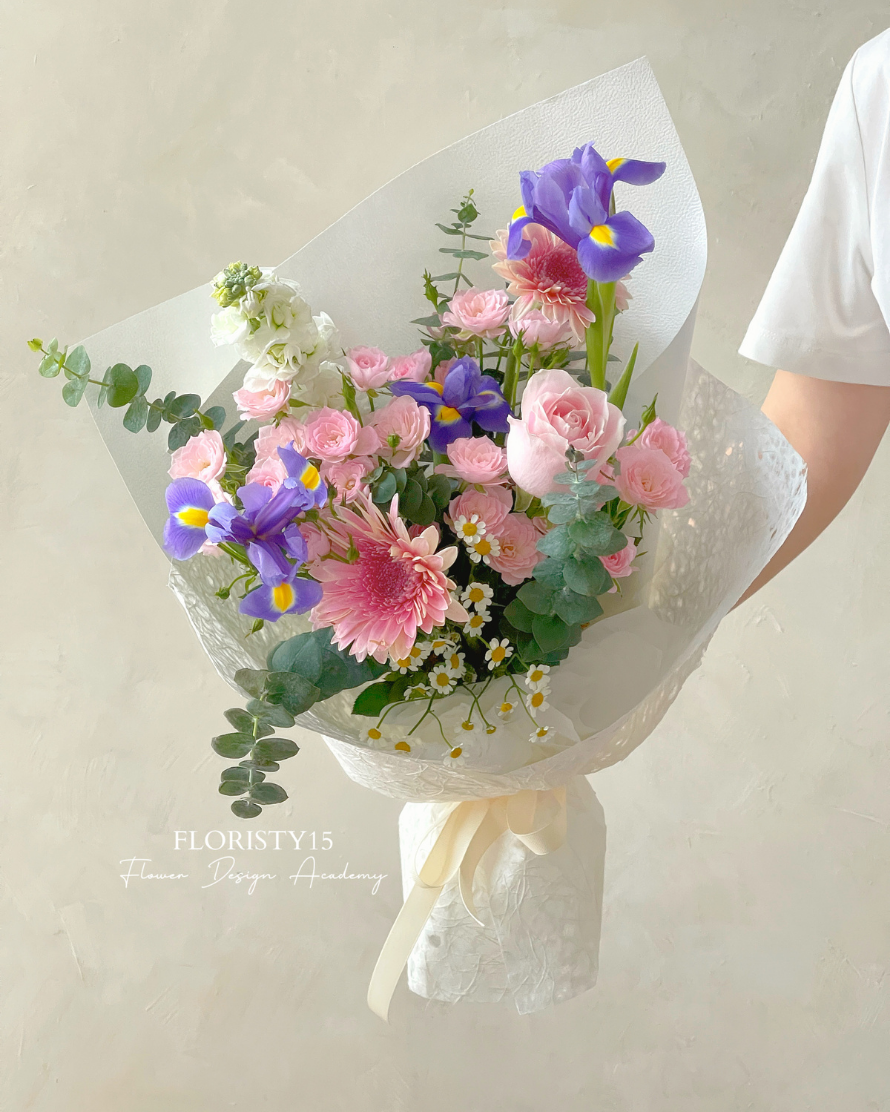 Libby (Fresh Flower Bouquet)