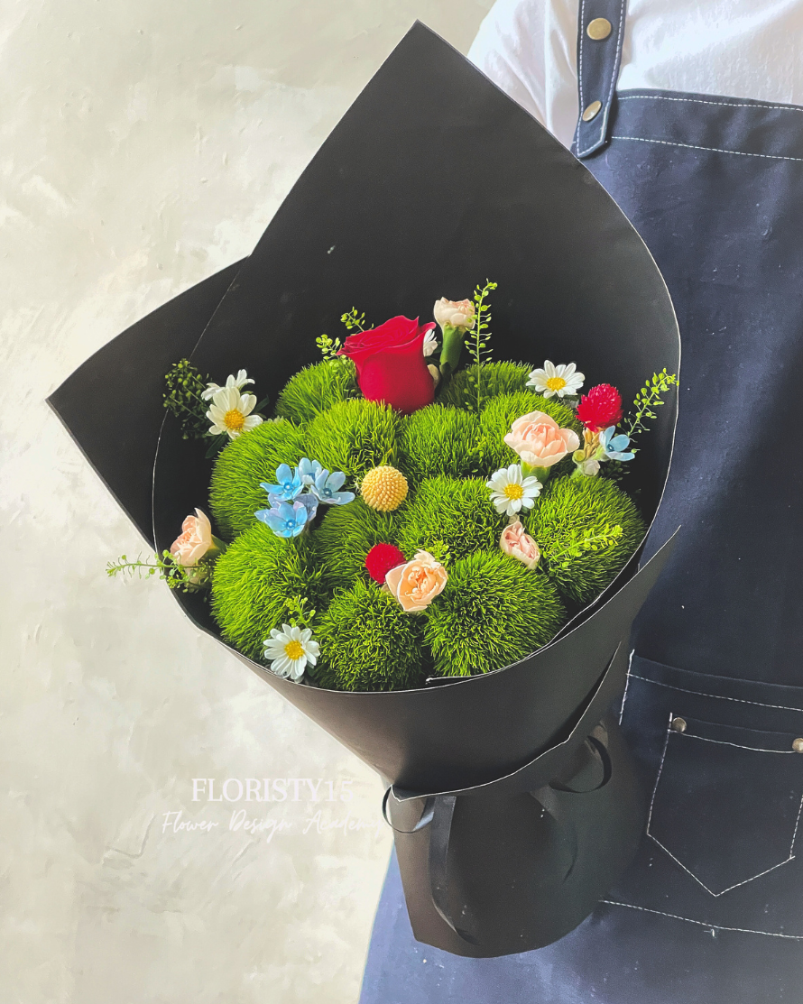 Monique (Fresh Flower Bouquet)