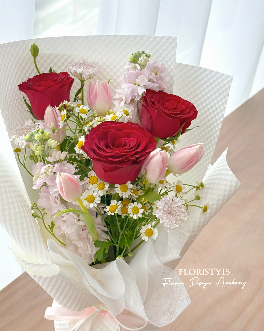 Samara (Fresh Flower Bouquet)