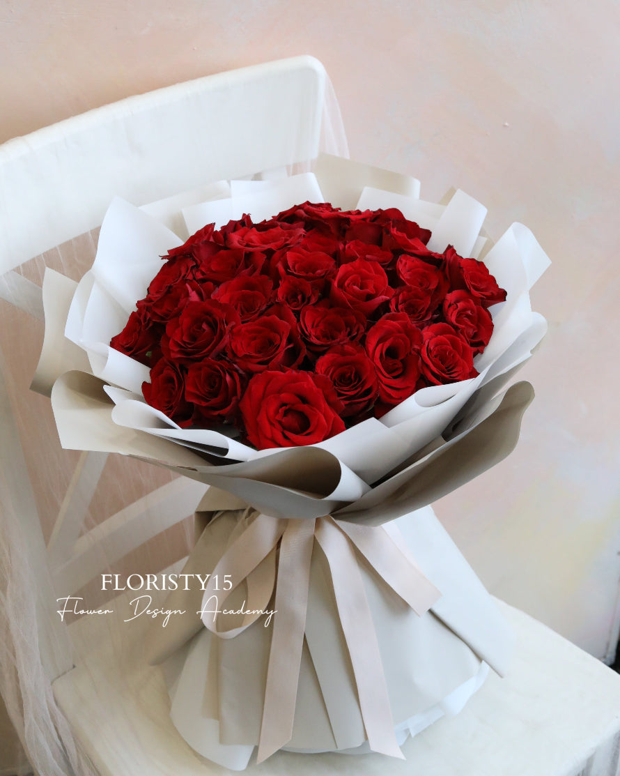 Adele (Rose Bouquet)