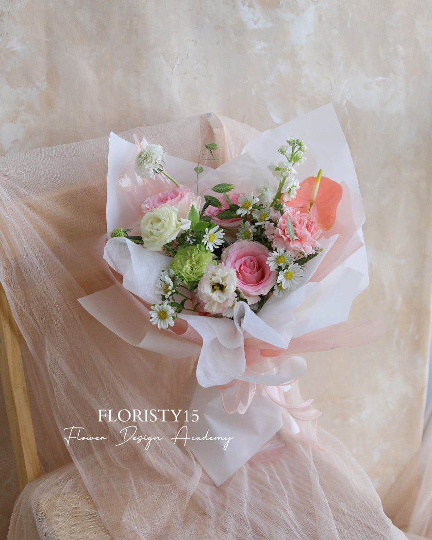 Carly (Fresh Flower Bouquet)