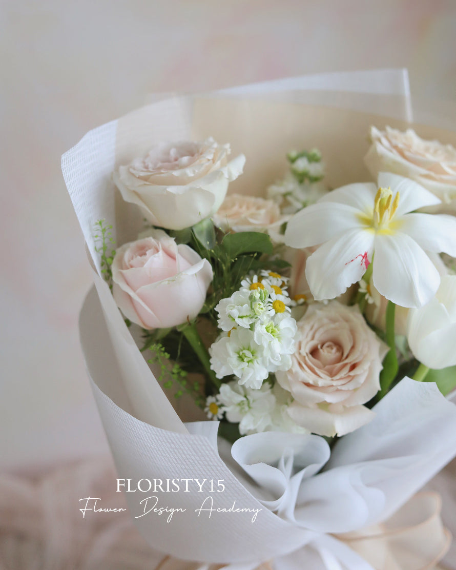 Celia (Fresh Flower Bouquet)