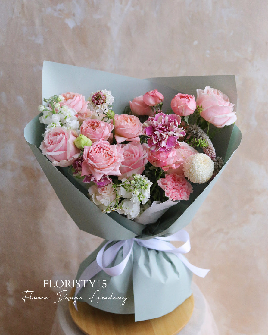 Claire (Fresh Flower Bouquet)
