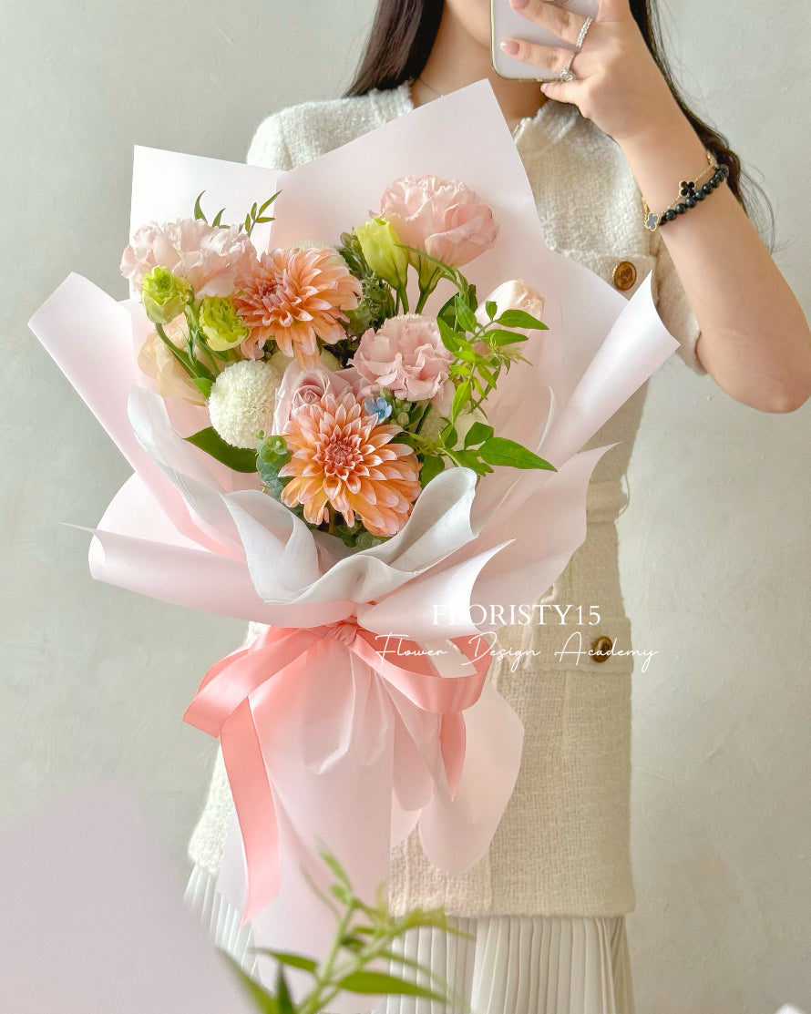 Ellen (Fresh Flower Bouquet)