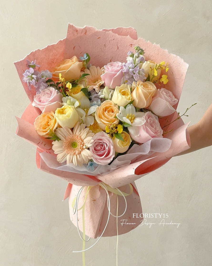 Etta (Fresh Flower Bouquet)