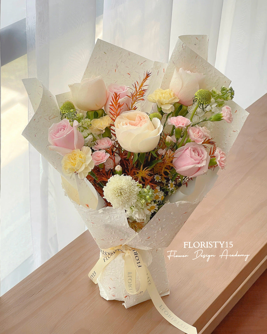 Ezrah (Fresh Flower Bouquet)