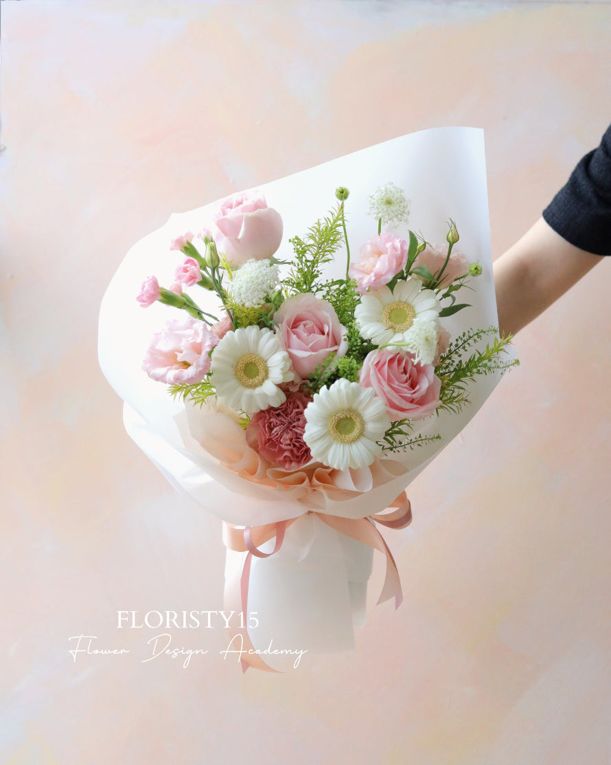 Jennie (Fresh Flower Bouquet)