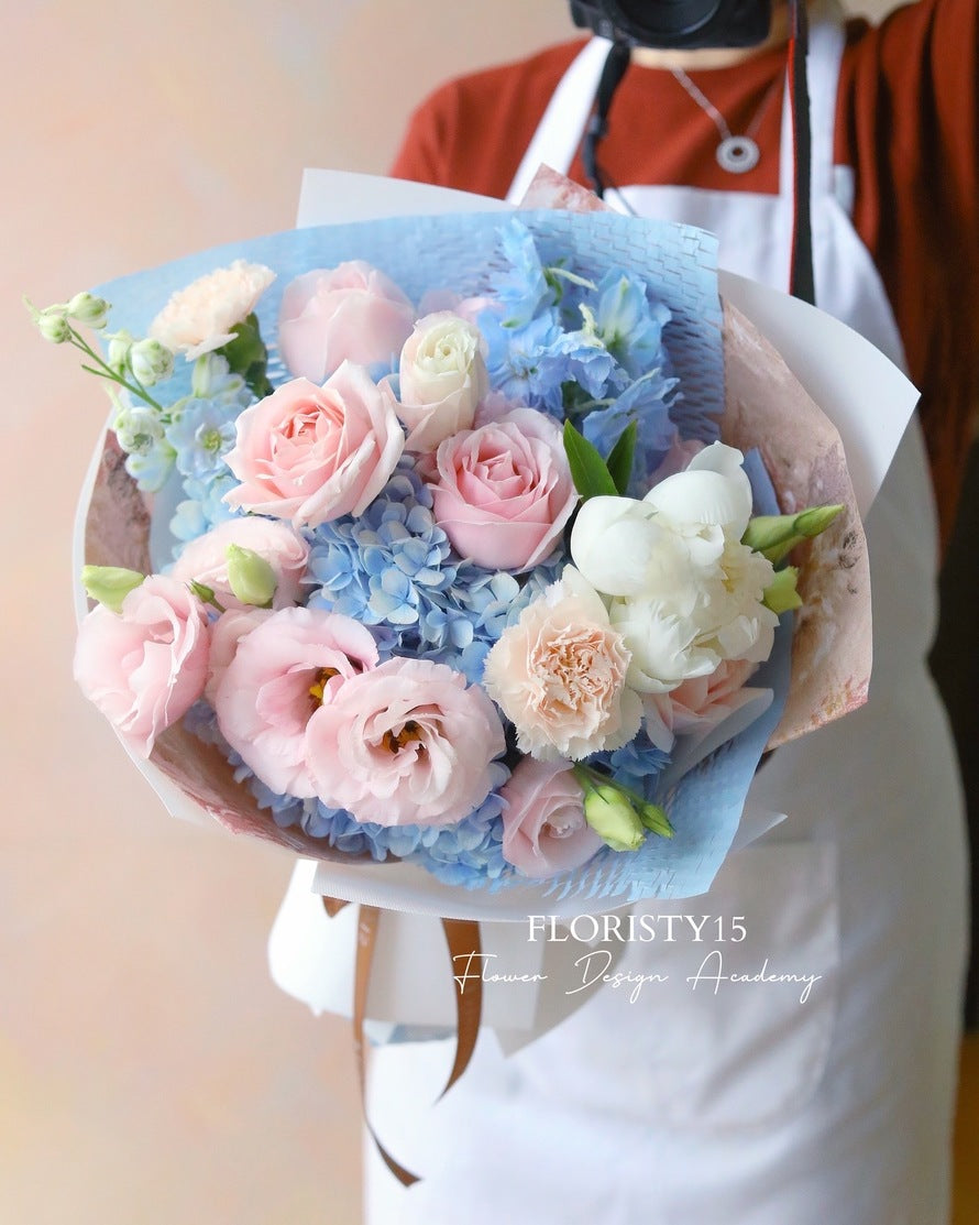 Mayson (Fresh Flower Bouquet)