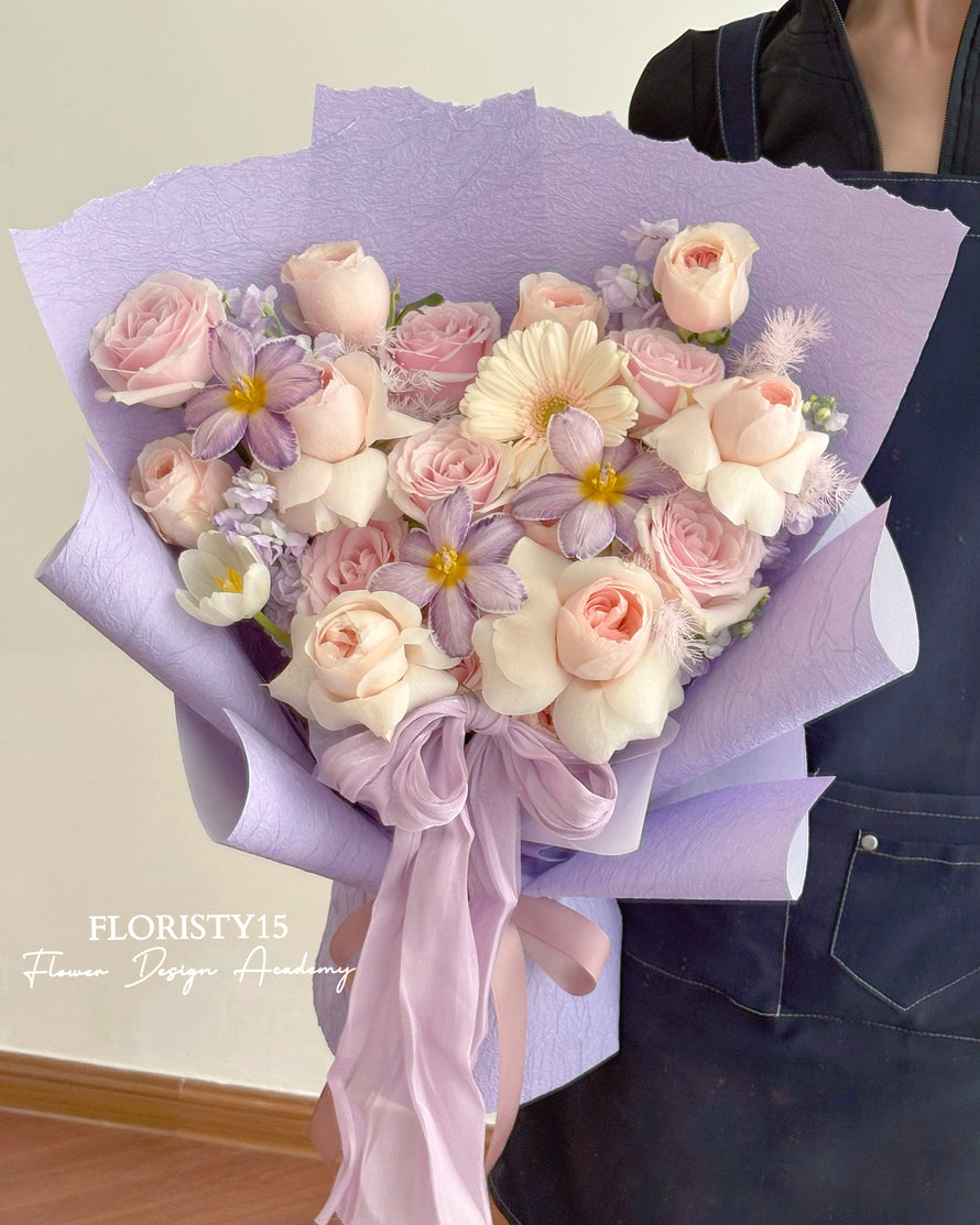 Moe (Fresh Flower Bouquet)
