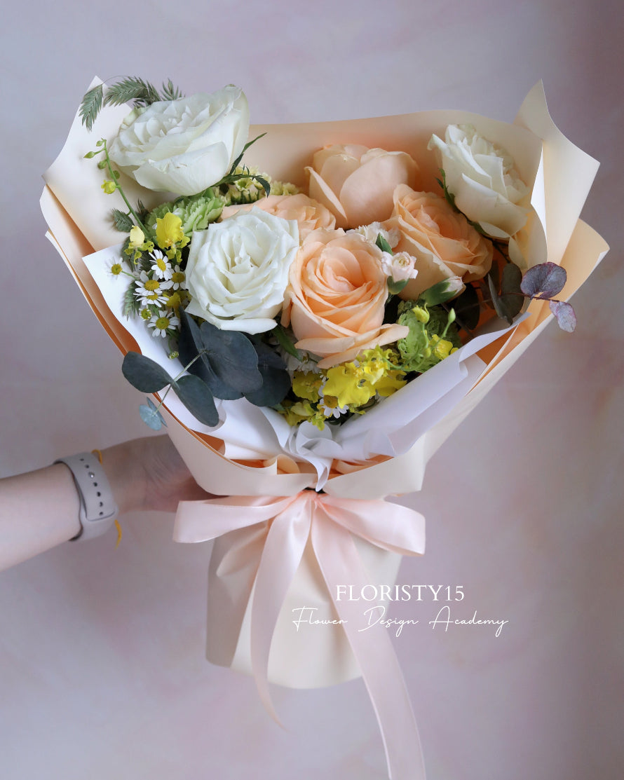 Nora (Fresh Flower Bouquet)