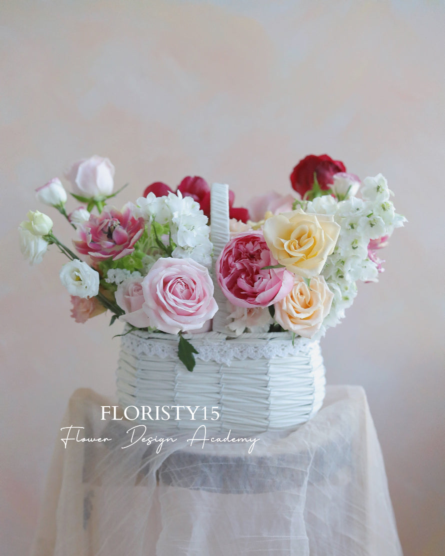 Ritz (Fresh Flower Basket)