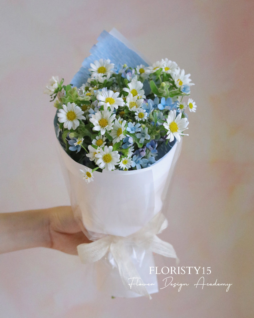 Sandy (Fresh Flower Bouquet)
