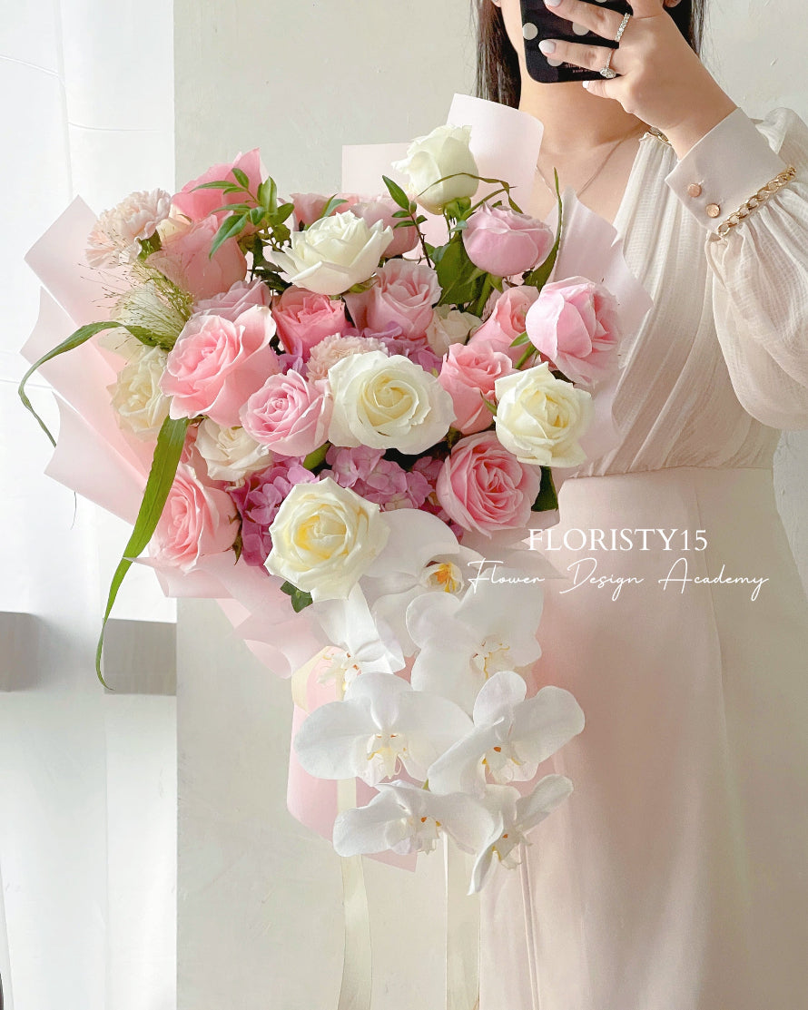 Seloya (Fresh Flower Bouquet)