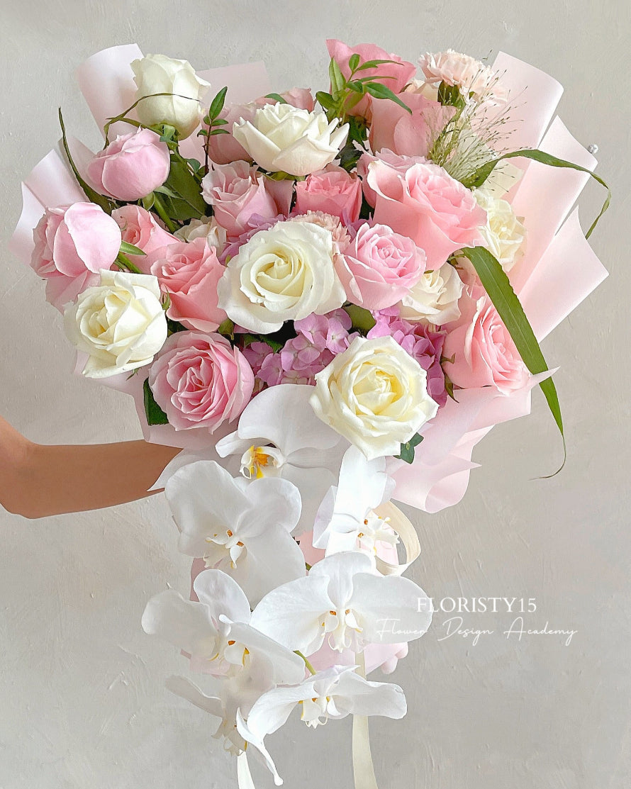 Seloya (Fresh Flower Bouquet)