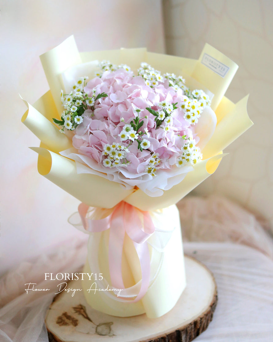 Skyla (Hydrangea Bouquet)